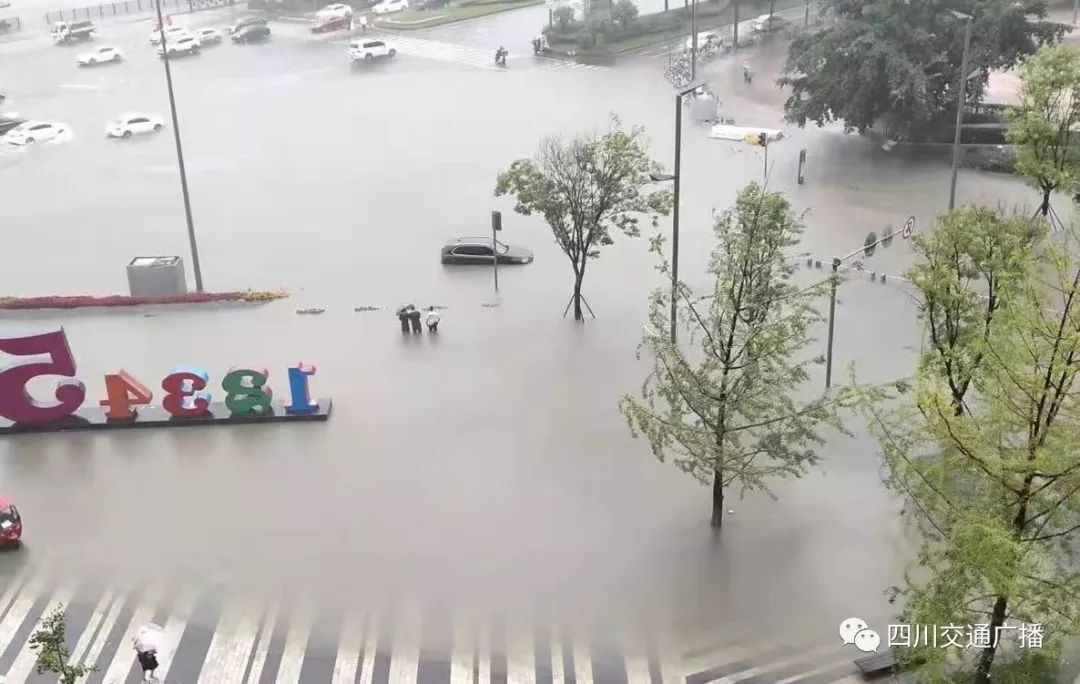 四川最新雨情预警,四川大到暴雨明后天强降雨仍持续