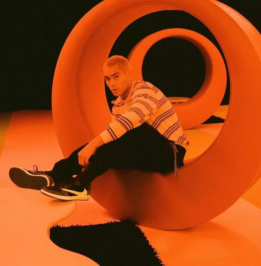 7月榜，这双adidas暴涨一千倍，而未上架的条形码已近万元