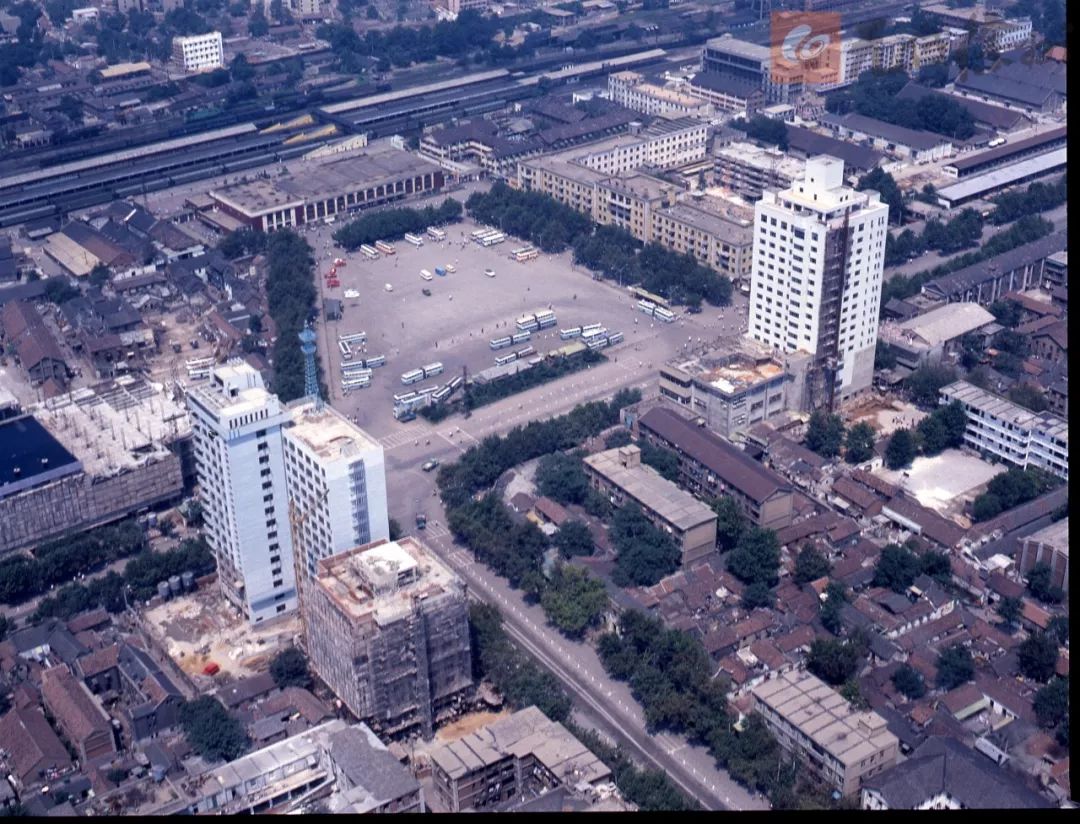 几代人的徐州记忆：三环路上数过车，体育场里踢过球，在云龙公园荡起双桨……