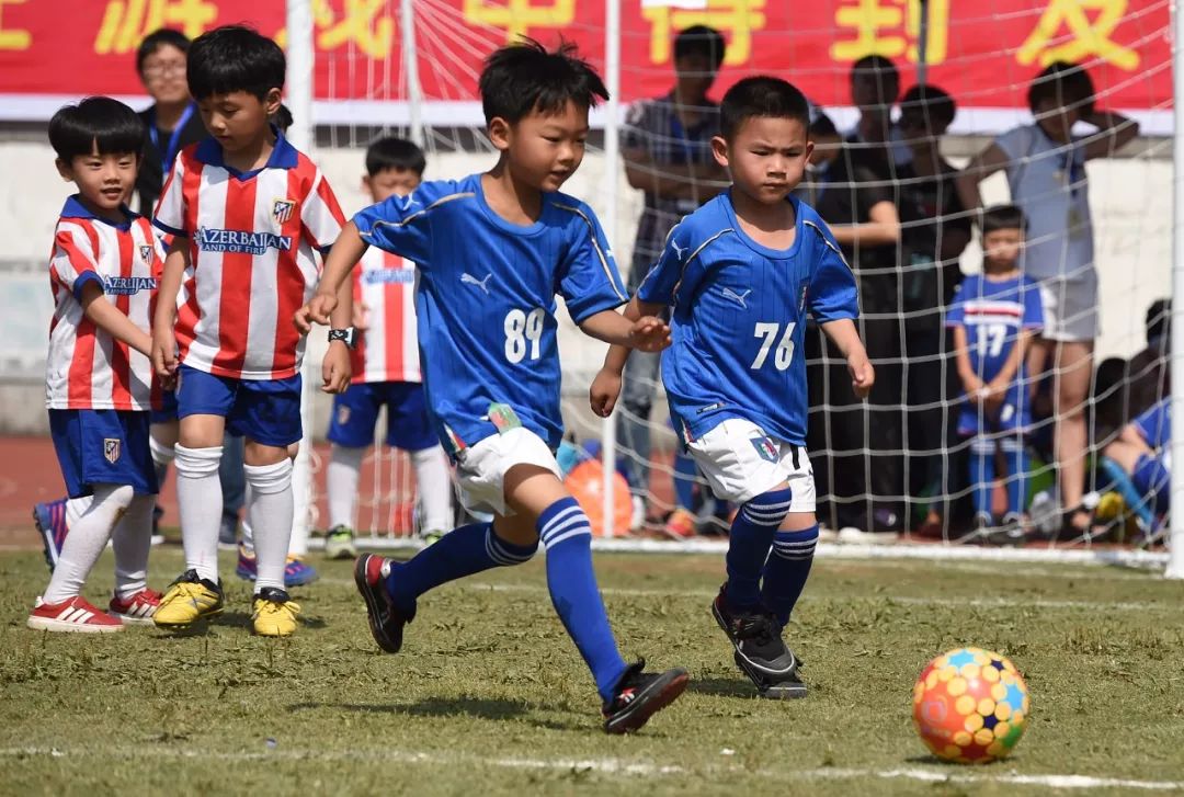 中国足球从娃娃抓起视频,中国足球要从娃娃抓起谁提出的