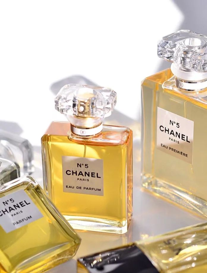 无数次回购的香奈儿香水,我用100元买到的用英语怎么说