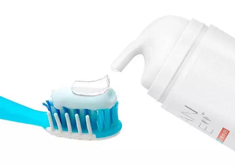 小月龄刷牙齿怎么刷得干净,刷一次牙就能让牙齿变白