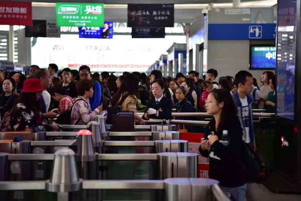 成渝高铁电子票上线,成渝高铁票试行