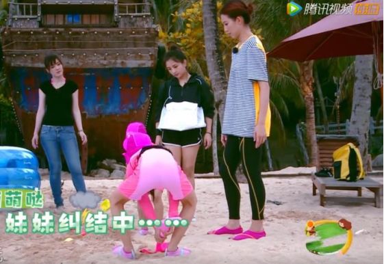 小白鞋不累脚推荐旅游必备,出行旅游必备用品