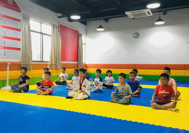 奉贤少年夏令营报名,奉贤区资质齐全的夏令营哪个正规