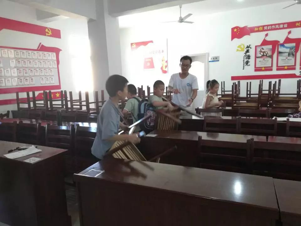 青佑之光志愿,三下乡服务志愿者活动怎么报名