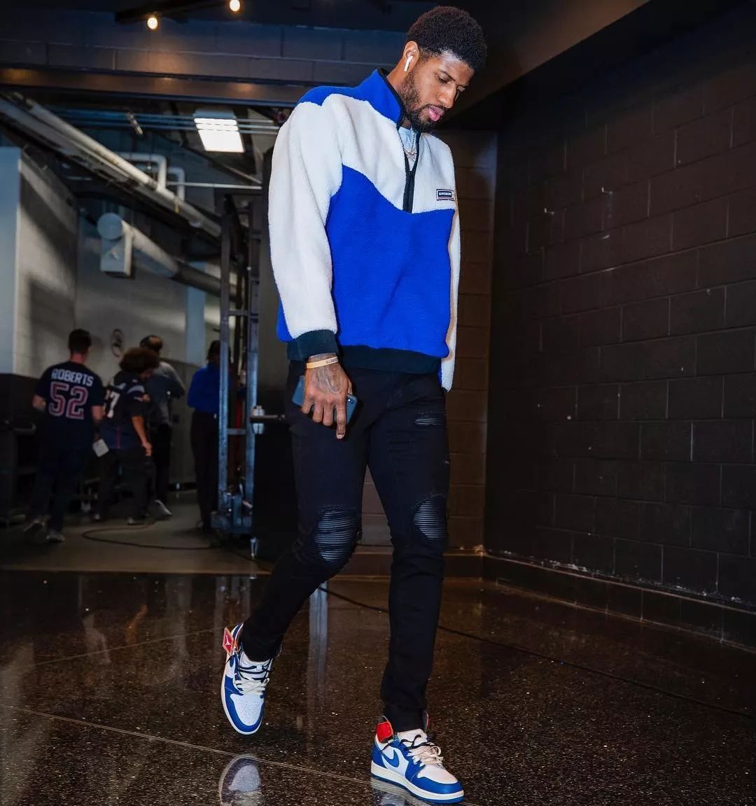 中国男篮拿2个金牌,中国男篮最新上脚球鞋