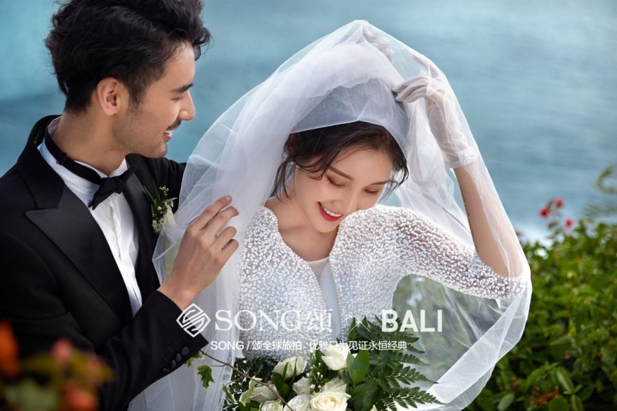 三亚唯一颂旅拍婚纱照,唯一颂婚纱照精修