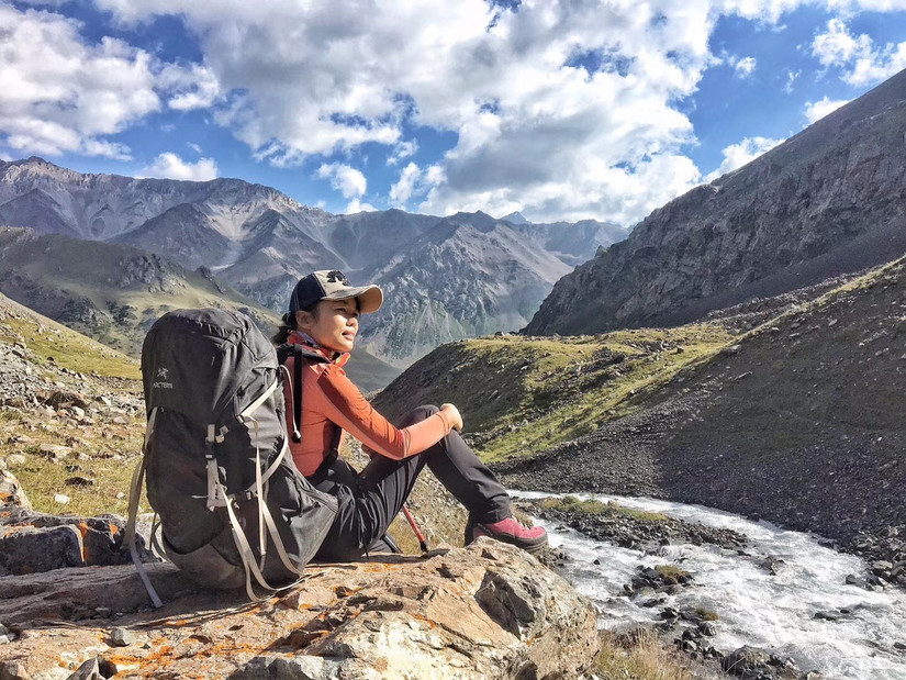 雪峰冰川雪莲草甸十分的激动八分憾——2019年7月环博格达纪实