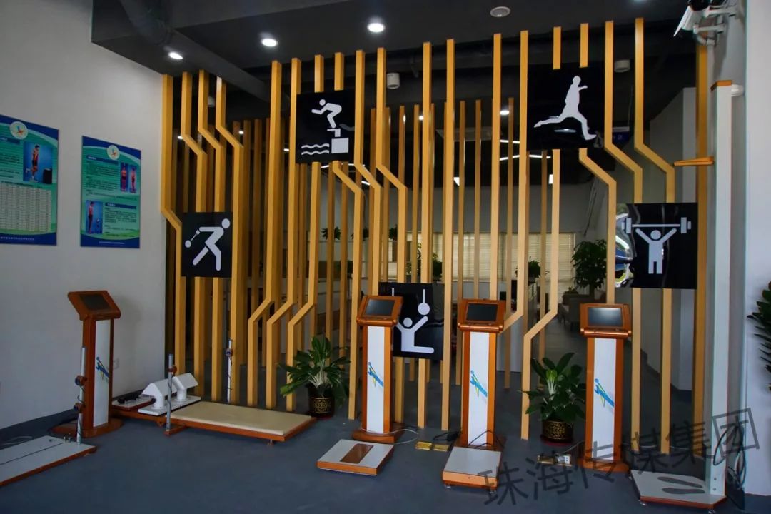 东方体育中心室外游泳池开放了吗,体育中心游泳馆开放时间