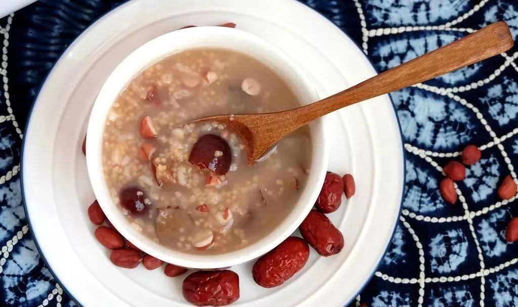 比阿胶更补血的食材,阿胶炖什么最补血又不上火