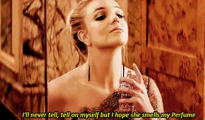 想要变好看？先找人夸你