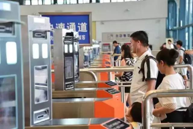 重庆西站可以刷乘车码检票吗,重庆西站用身份证可以直接进站吗