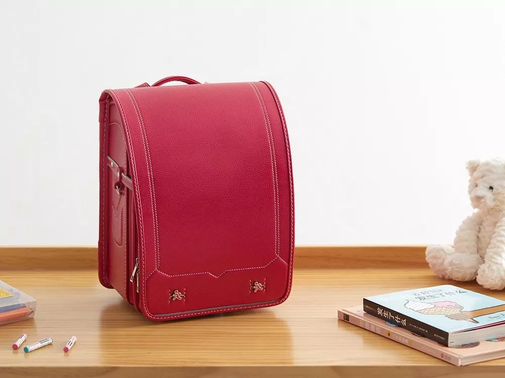 日本小孩的书包有哪些,日本儿童减负保护肩脊书包