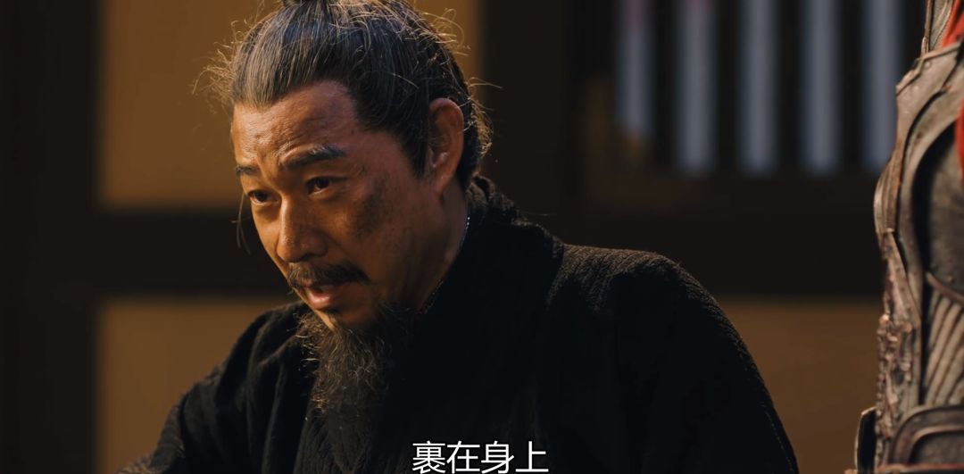 被困火场逃生,火场逃生时应朝什么方向