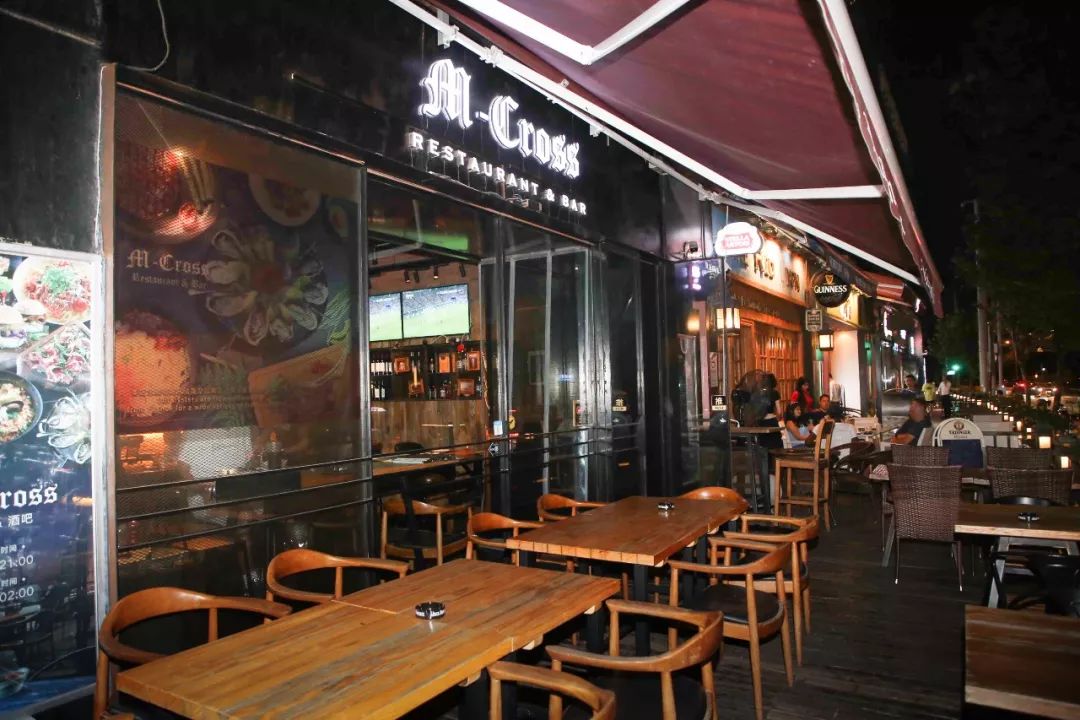 【居行】酒吧/轰趴/密室，陆家嘴隐藏的宝藏“后街”，约吗？