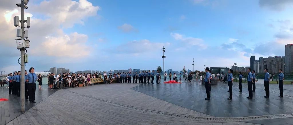 涓嶅繕鍒濆績蹇棯骞胯タ,鍌汉娉笅蹇棯姝屽敱绁栧浗