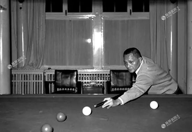 青看点||今天他115岁了，*小平邓**人生的40个瞬间