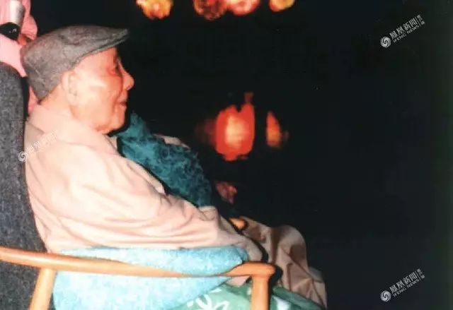 青看点||今天他115岁了，*小平邓**人生的40个瞬间