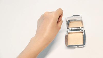 新手化妆必买的十个单品,好用的日常化妆单品推荐