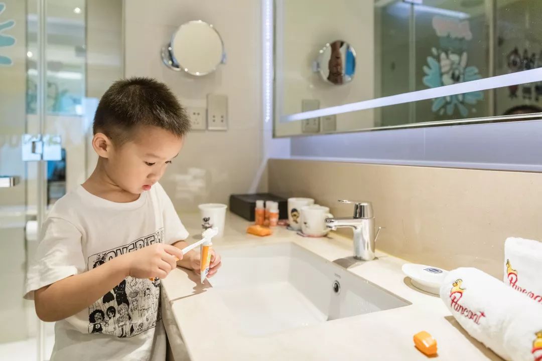 快看！我在小黄鸭帐篷里看到了星空