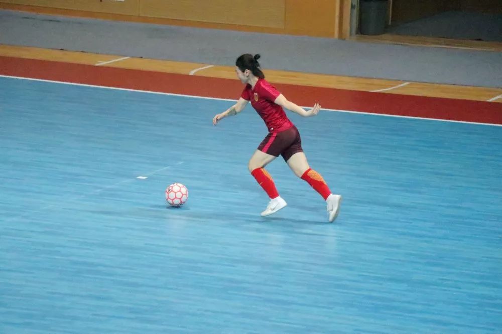 迎大运蓉港公益足球赛多少门票,青白江区运动会足球