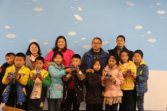 这个周末,一起来滨江宝龙城“爱心打卡”~