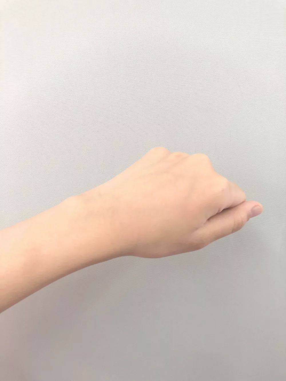 编辑部翻包|90—00的编辑们到底在用什么美妆好物?(一)(文末有福利)