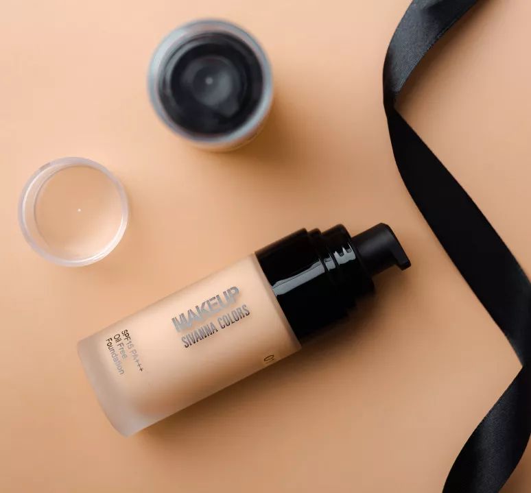 告别厚重卡粉干净底妆2步就行,拯救底妆斑驳卡粉