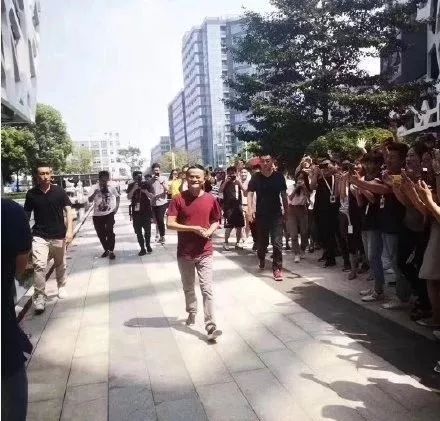 马云卸任后的第一件事,马云卸任后的奇迹