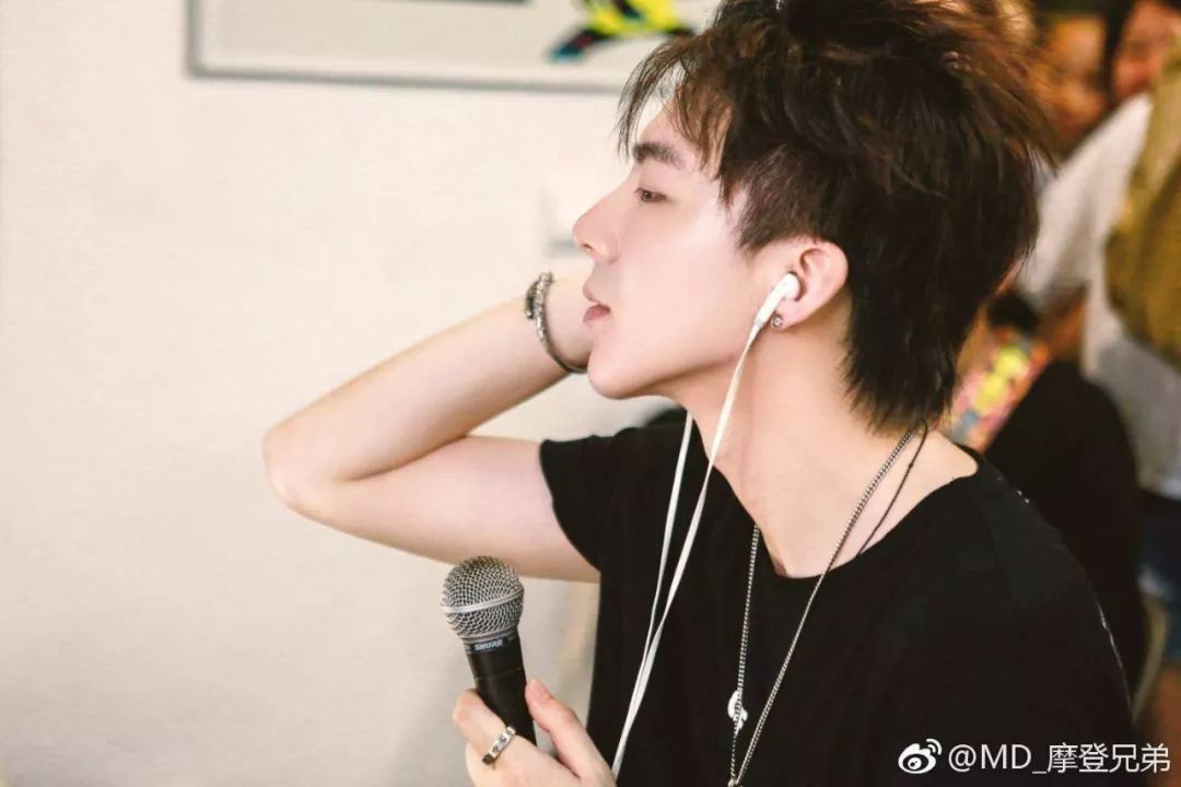 总有一首旋律让你陶醉,一听便会迷上的蜜汁洗脑神曲