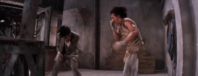 外国人在少林寺的日常训练,三个外国人来中国少林寺学武