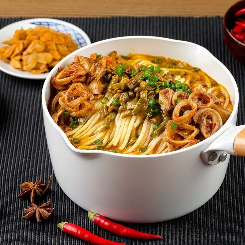 美好的米粉像少女的胸，但我们只能吃到硅胶？