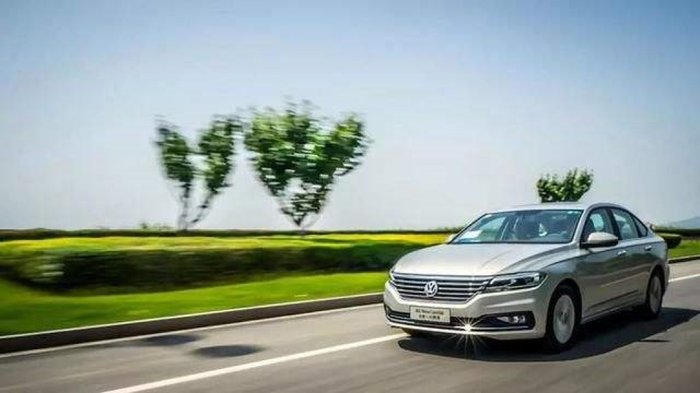 朗逸500万纪念款和满意版怎么选,选车朗逸和思域