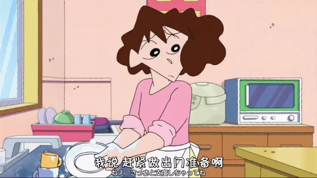 哆啦a梦和蜡笔小新谁家有钱,蜡笔小新和哆啦a梦谁有钱