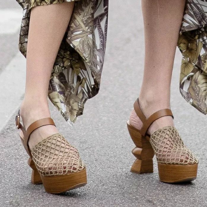 女人的真假鉴定,女性的脚怎么能看出是否健康