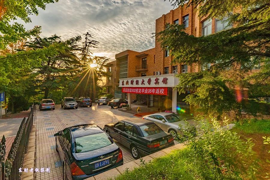 东财大学校园生活,东财校园实景图