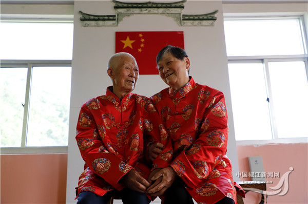 金婚祝福七字诗,金婚祝福