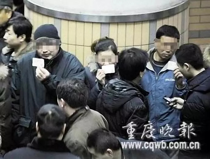 全民可炒的“期货蟹”，传统经销商正在被革命，你的钱包到底养活了谁？