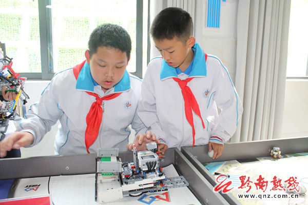 青少年人工智能创新实践基地,少年硅谷人工智能培训