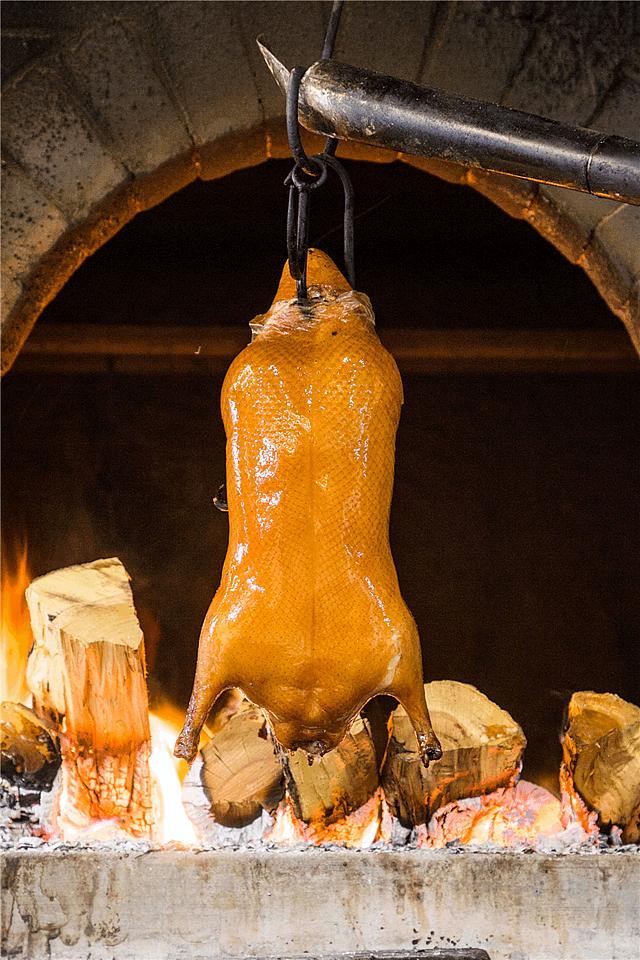 京百万北京烤鸭什么时候直播,北京烤鸭脆皮视频直播