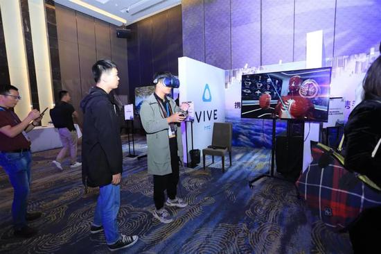 htcvivevr2019,htcvive2022