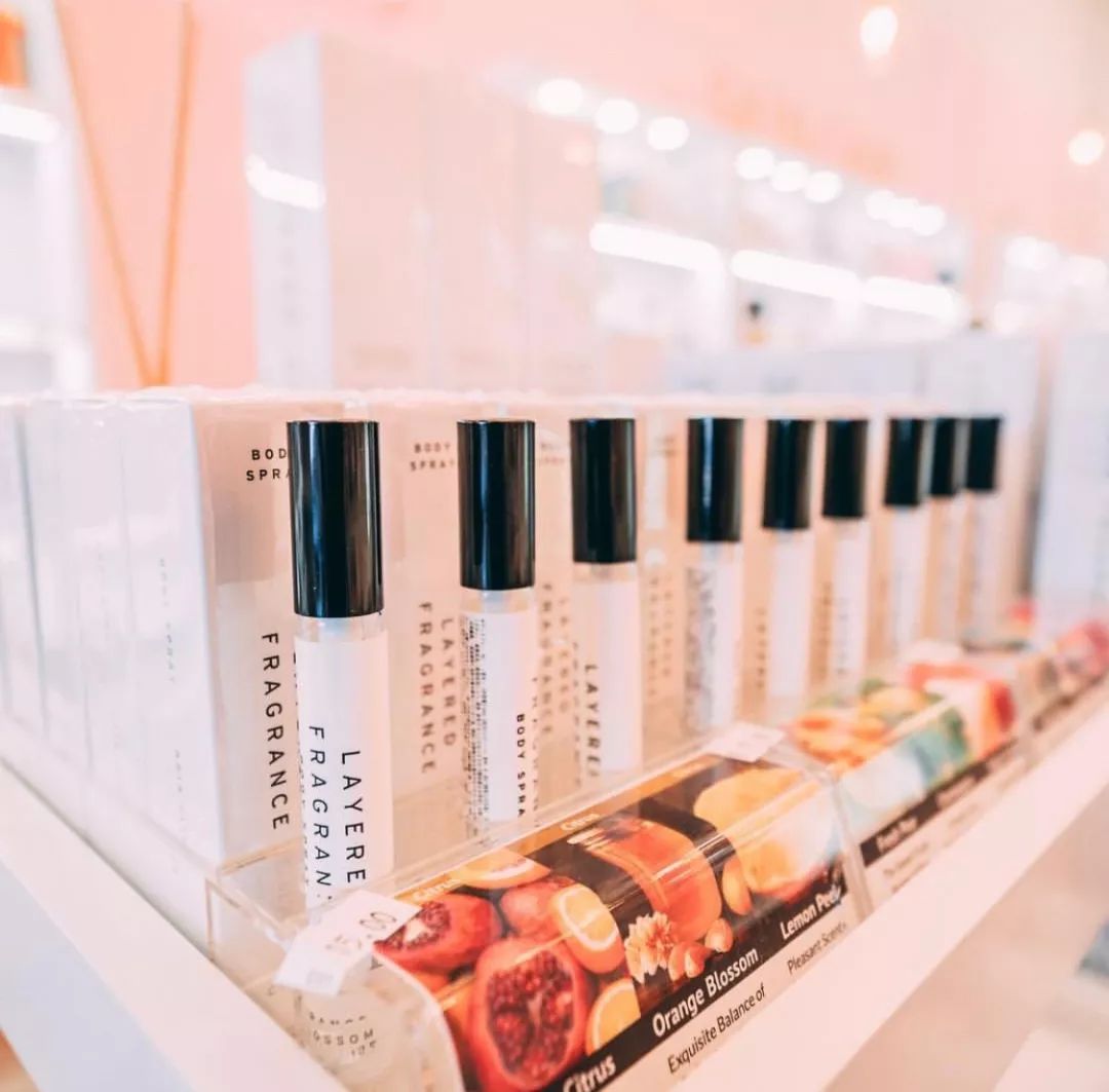 无心上班,给天秤座买喜欢的东西