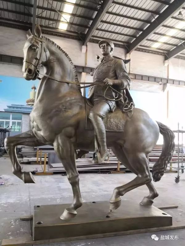 铁军广场大铜马,大铜马最新视频