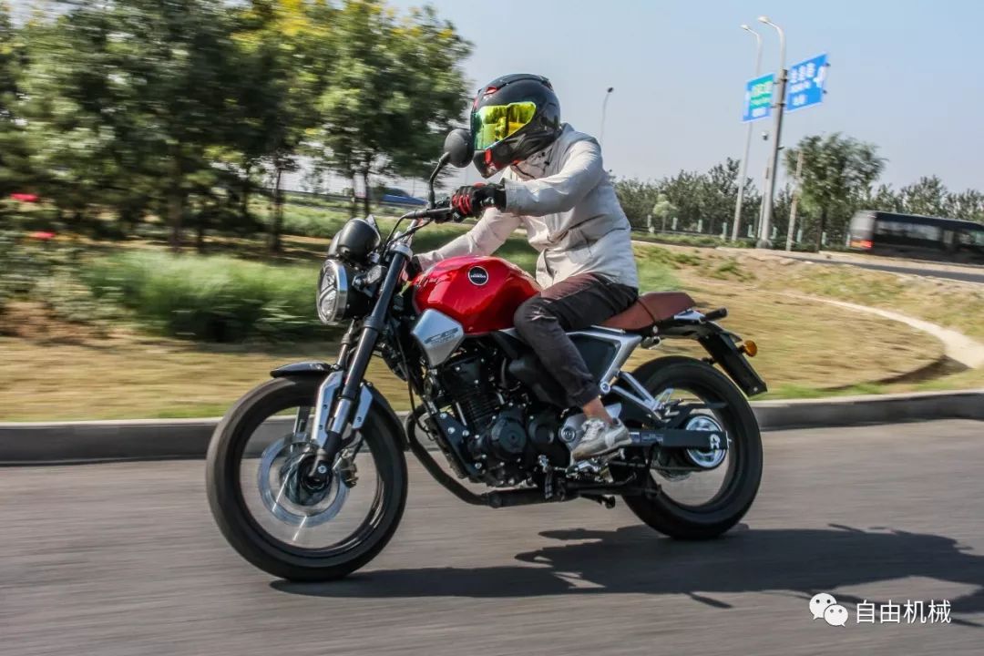 五羊本田鸷道cb190ss测评,五羊本田鸷道cb190ss复古版