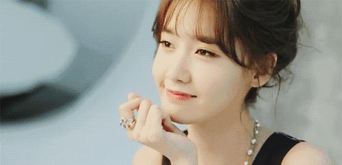 杨颖全唇妆,angelababy唇妆画一半