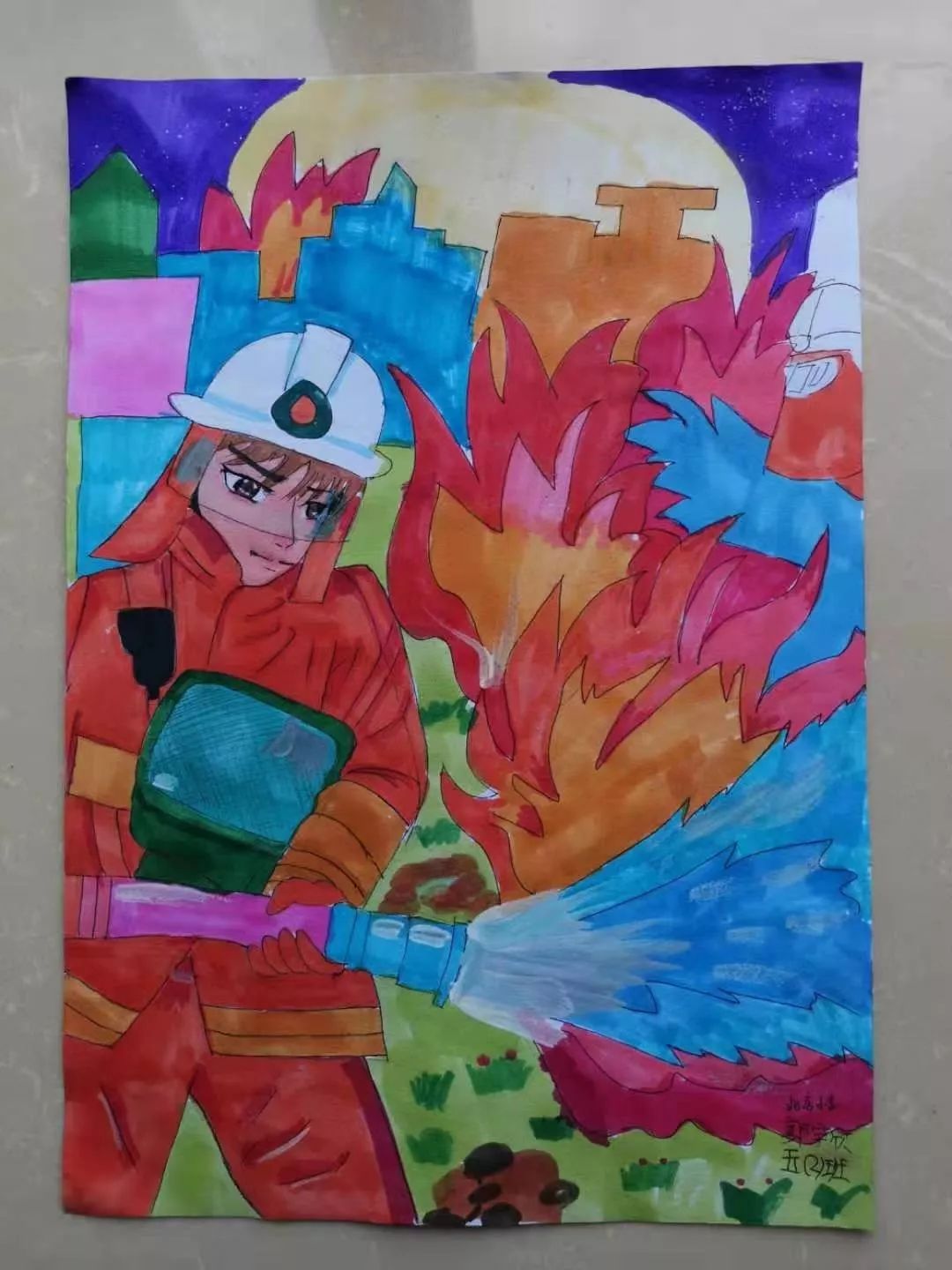 小学生惊艳绘画,高质量小学生绘画作品