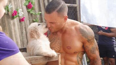 盘点消防员和小动物爆笑名场面,盘点消防员与小动物的搞笑瞬间