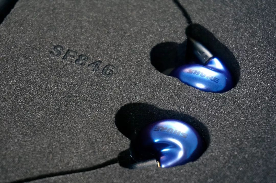 舒尔se846-bt2音质测评,舒尔shureaonic50音质测评