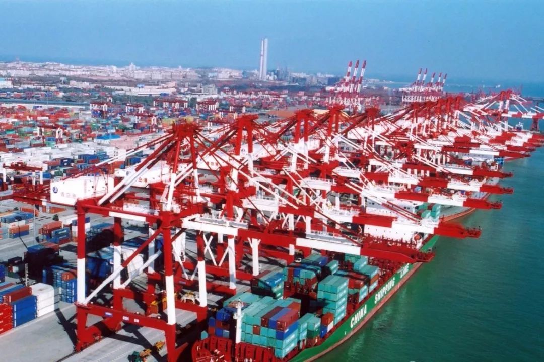 陆家嘴跟美国同步,陆家嘴与上海中心